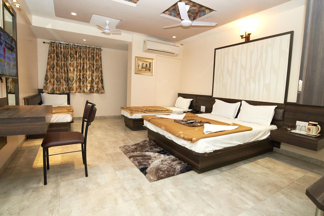 Hotel Sai Suraj Park Sirdi Kültér fotó