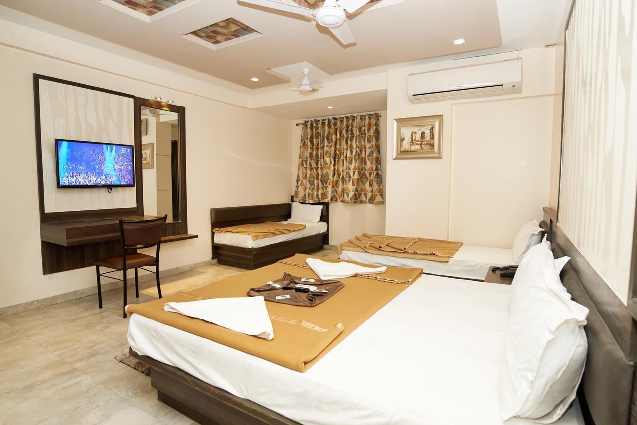 Hotel Sai Suraj Park Sirdi Kültér fotó