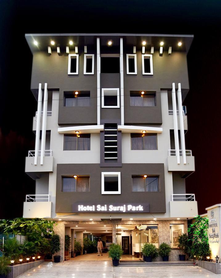 Hotel Sai Suraj Park Sirdi Kültér fotó