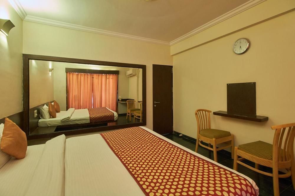 Hotel Sai Suraj Park Sirdi Kültér fotó