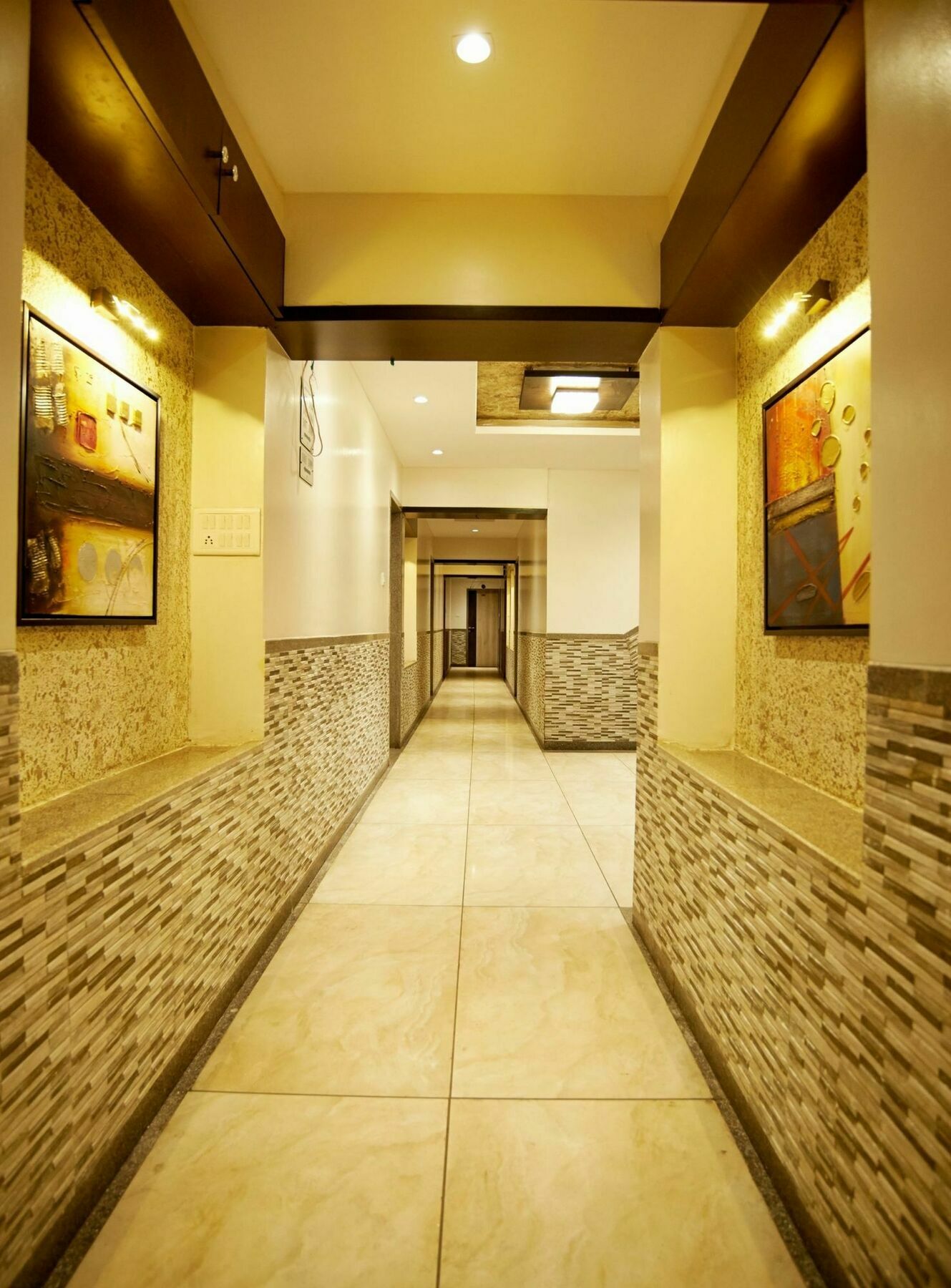 Hotel Sai Suraj Park Sirdi Kültér fotó